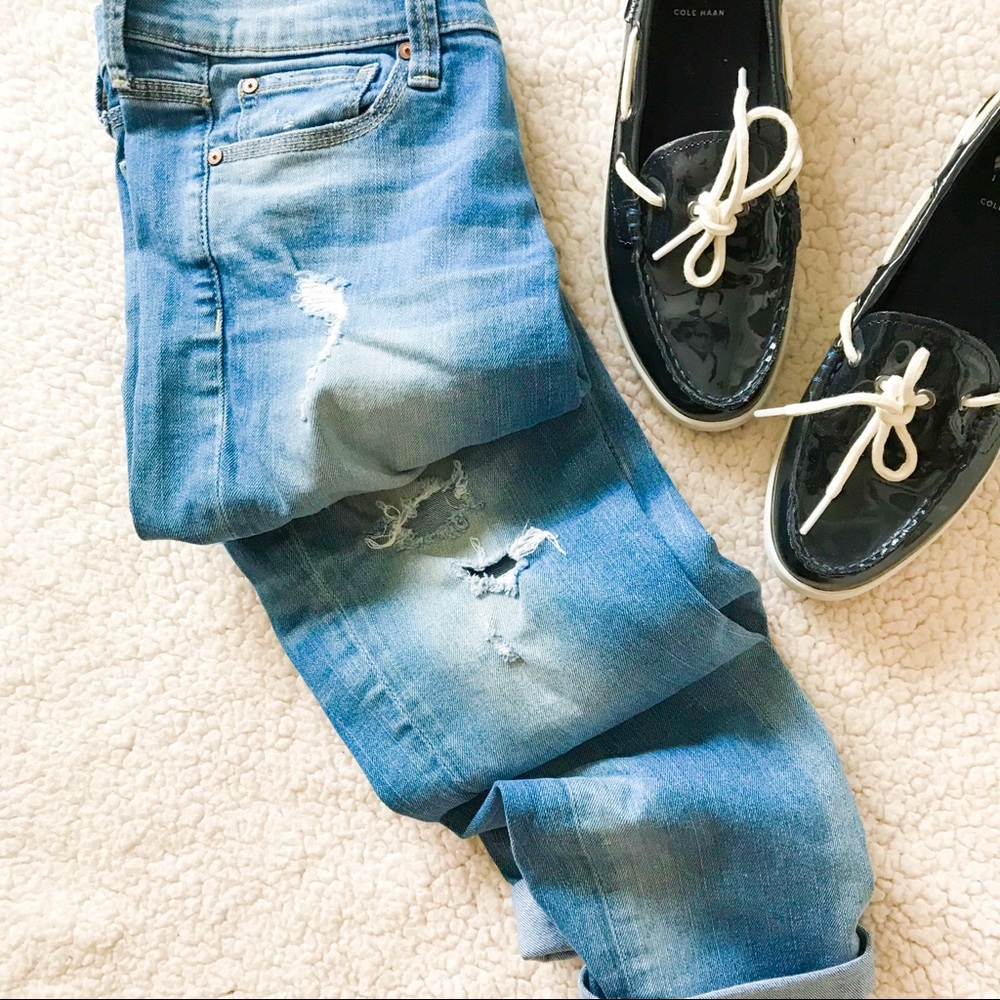 Arizona Low Rise Boyfriend Distressed Jeans